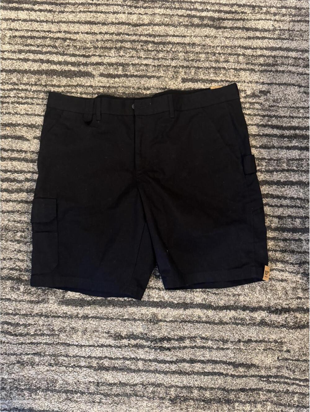 Brahma's Black Cargo Shorts 10" Inseam Size 42'' NWT